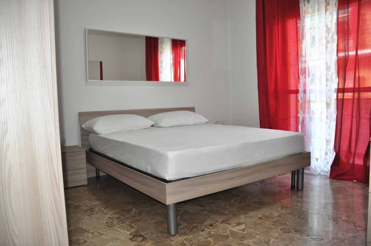 Viale Repubblica 307 4 Apartment Pietra Ligure Exterior photo