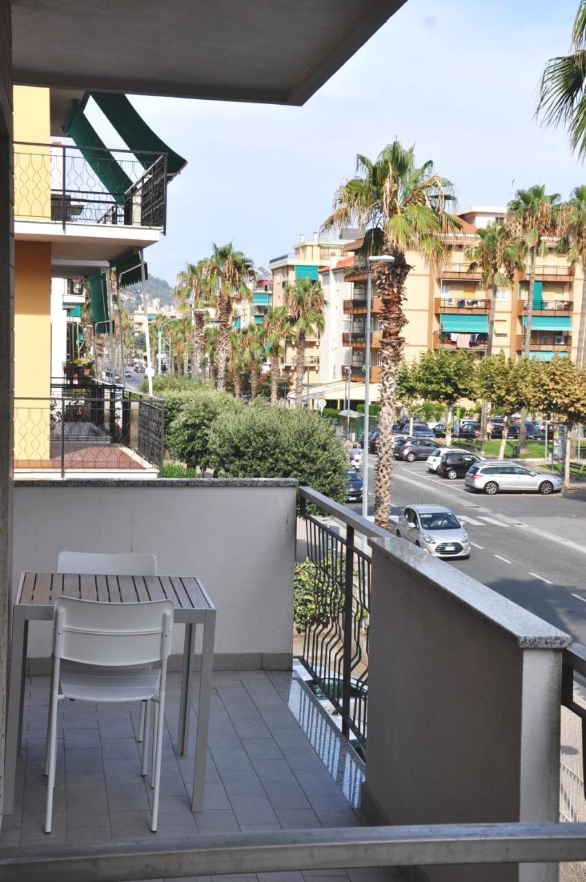 Viale Repubblica 307 4 Apartment Pietra Ligure Exterior photo
